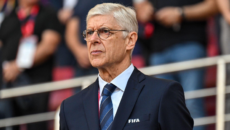 British FA and UEFA push back against radical 'daylight' offside rule proposed by Arsene Wenger - Ảnh 1