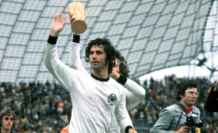 Top 10 players with the most headed goals: Is Cristiano Ronaldo really No.1? - Ảnh 3