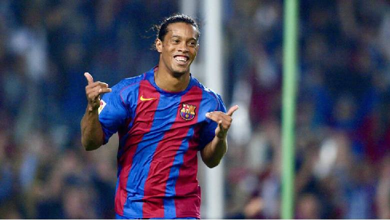 Best knuckleball goals in football history ever seen - Ảnh 3