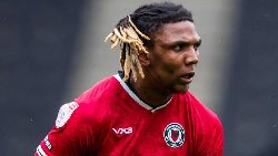 Top 10 tallest football players ever: Peter Crouch still looks ‘small’